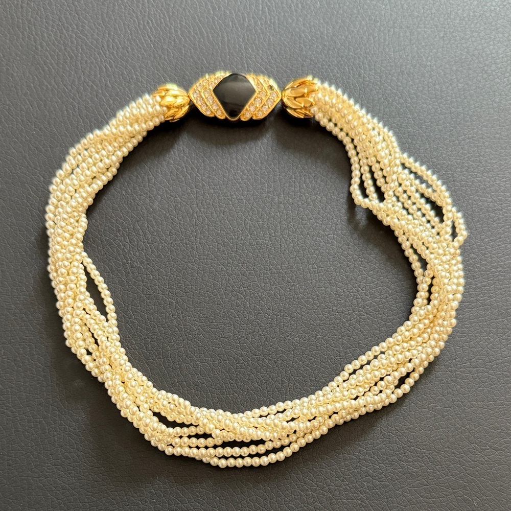 Elegant Gold and Black Beaded Necklace